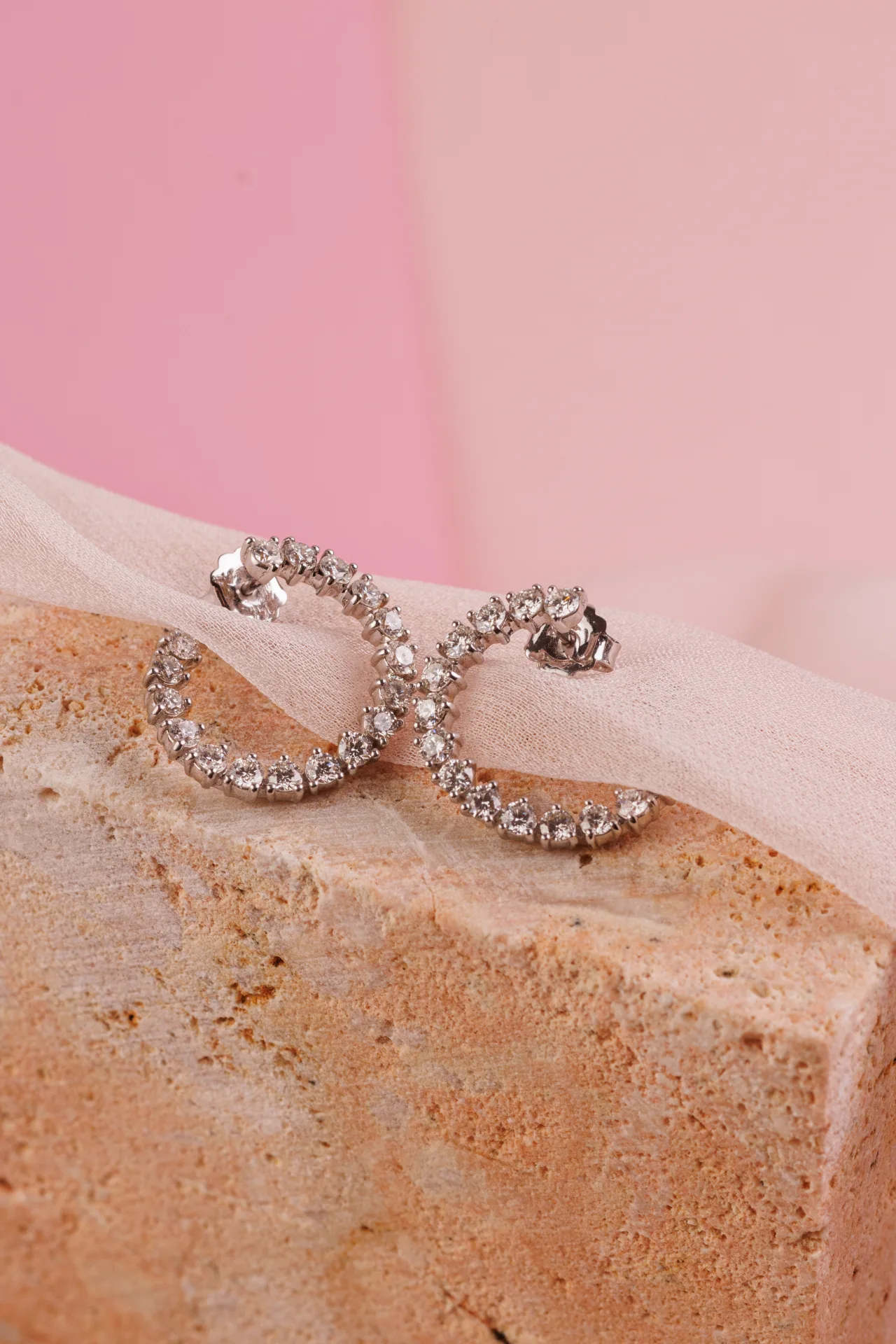 Dame Jewlery