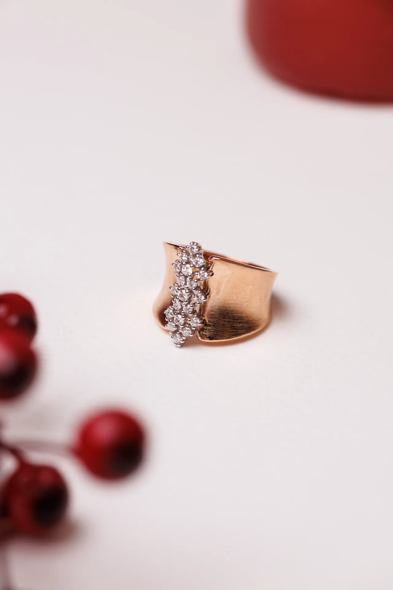 Dame Jewlery